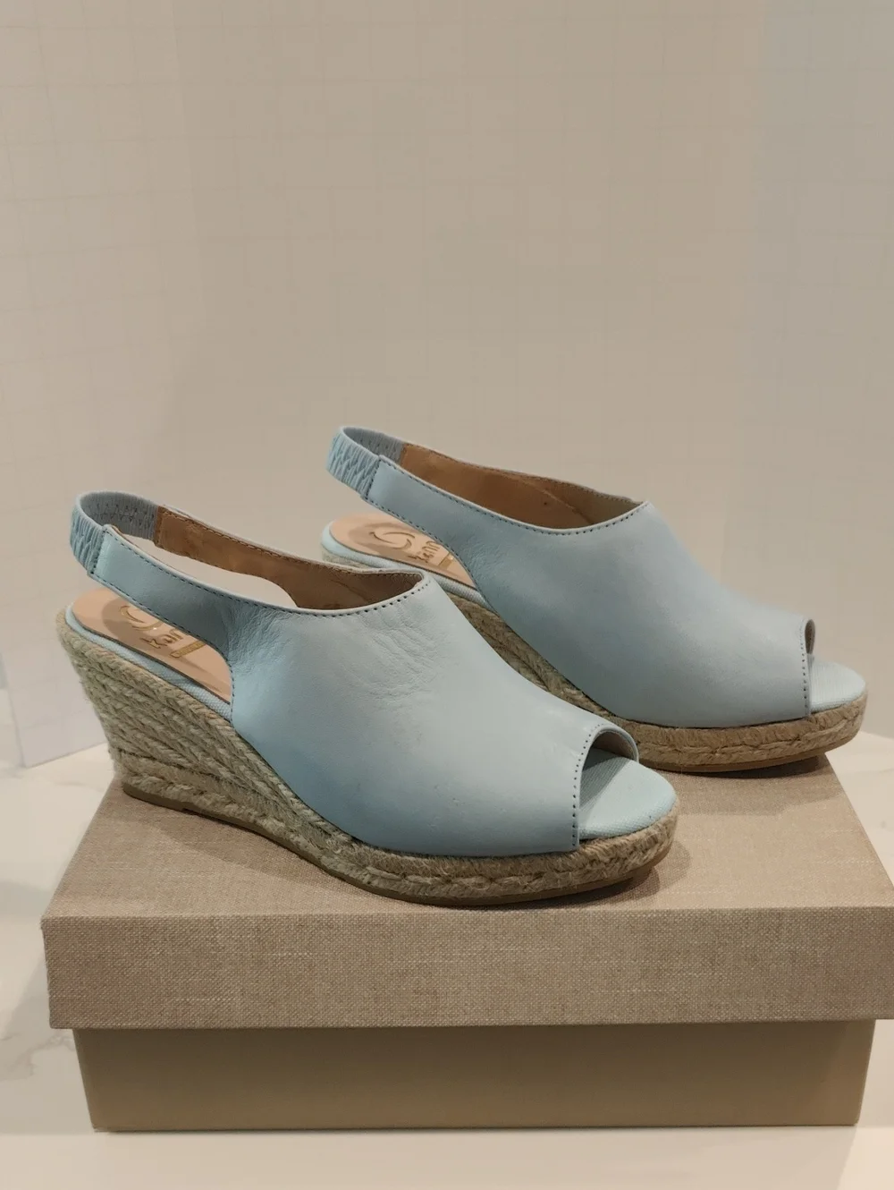 Kanna Light Blue Espadrille Wedge Slingback Peep-Toe Sandals.  Size 38/7.5